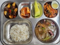 4월 15일 (월) 점심 급식사진 :: 급식 소식 :: 경인중학교 경인중학교 :: 급식 소식 :: 4월 15일 (월) 점심 급식사진