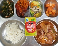4월 16일 (화) 점심 급식사진 :: 급식 소식 :: 학산여자중학교 학산여자중학교 :: 급식 소식 :: 4월 16일 (화) 점심 급식사진