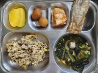 4월 18일 (목) 점심 급식사진 :: 급식소식 :: 서울다원학교 서울다원학교 :: 급식소식 :: 4월 18일 (목) 점심 급식사진