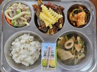 4월 19일 (금) 점심 급식사진 :: 급식 소식 :: 신림고등학교 신림고등학교 :: 급식 소식 :: 4월 19일 (금) 점심 급식사진