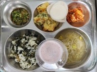 4월 22일 (월) 점심 급식사진 :: 급식 소식 :: 강현중학교 강현중학교 :: 급식 소식 :: 4월 22일 (월) 점심 급식사진