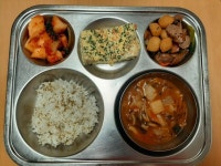 4월 22일 (월) 점심 급식사진 :: 급식소식 :: 경은학교 경은학교 :: 급식소식 :: 4월 22일 (월) 점심 급식사진