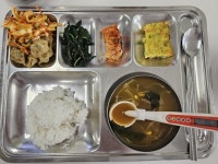 4월 22일 (월) 점심 급식사진 :: 급식 소식 :: 인명여자고등학교 인명여자고등학교 :: 급식 소식 :: 4월 22일 (월) 점심 급식사진