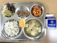 4월 23일 (화) 점심 급식사진 :: 급식 소식 :: 양일초등학교 양일초등학교 :: 급식 소식 :: 4월 23일 (화) 점심 급식사진