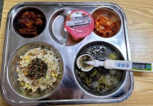 4월 24일 (수) 점심 급식사진 :: 급식 소식 :: 안산화정초등학교 안산화정초등학교 :: 급식 소식 :: 4월 24일 (수) 점심 급식사진