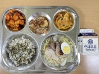 4월 24일 (수) 점심 급식사진 :: 급식 소식 :: 양일초등학교 양일초등학교 :: 급식 소식 :: 4월 24일 (수) 점심 급식사진