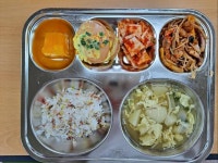 4월18일 :: 급식소식 :: 태백라온학교 태백라온학교 :: 급식소식 :: 4월18일
