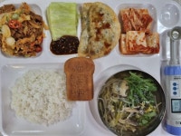 4월 25일 (목) 점심 급식사진 :: 급식 소식 :: 태릉고등학교 태릉고등학교 :: 급식 소식 :: 4월 25일 (목) 점심 급식사진