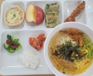 4월 26일 (금) 점심 급식사진 :: 급식 소식 :: 성주중학교가천분교장 성주중학교가천분교장 :: 급식 소식 :: 4월 26일 (금) 점심 급식사진