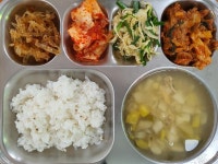 4월 26일 (금) 점심 급식사진 :: 급식 소식 :: 서울금화초등학교 서울금화초등학교 :: 급식 소식 :: 4월 26일 (금) 점심 급식사진