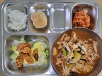 5월 3일 급식사진입니다. :: 급식 소식 :: 속초해랑중학교 속초해랑중학교 :: 급식 소식 :: 5월 3일 급식사진입니다.