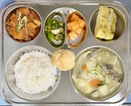 5월 7일 (화) 점심 급식사진 :: 급식 소식 :: 목동중학교 목동중학교 :: 급식 소식 :: 5월 7일 (화) 점심 급식사진