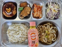 5월 8일 (수) 점심 급식사진 :: 급식 소식 :: 예림디자인고등학교 예림디자인고등학교 :: 급식 소식 :: 5월 8일 (수) 점심 급식사진