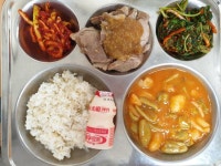 5월 9일 (목) 점심 급식사진 :: 급식 소식 :: 푸른솔중학교 푸른솔중학교 :: 급식 소식 :: 5월 9일 (목) 점심 급식사진