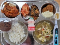 24.5.10식단사진 :: 급식 소식 :: 군산서흥중학교 군산서흥중학교 :: 급식 소식 :: 24.5.10식단사진