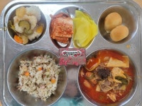 24.5.14식단사진 :: 급식 소식 :: 군산서흥중학교 군산서흥중학교 :: 급식 소식 :: 24.5.14식단사진