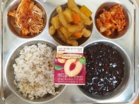 5월 14일 (화) 점심 급식사진 :: 급식 소식 :: 푸른솔중학교 푸른솔중학교 :: 급식 소식 :: 5월 14일 (화) 점심 급식사진