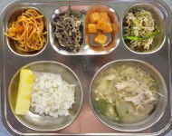 5월 16일 (목) 점심 급식사진 :: 급식 소식 :: 군산아리울초등학교 군산아리울초등학교 :: 급식 소식 :: 5월 16일 (목) 점심 급식사진
