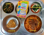 5월 16일 (목) 점심 급식사진 :: 급식 소식 :: 신봉중학교 신봉중학교 :: 급식 소식 :: 5월 16일 (목) 점심 급식사진