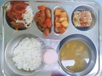 5월 16일 (목) 점심 급식사진 :: 급식 소식 :: 덕문중학교 덕문중학교 :: 급식 소식 :: 5월 16일 (목) 점심 급식사진