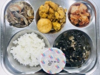 5월 17일 (금) 점심 급식사진 :: 급식 소식 :: 인천간재울초등학교 인천간재울초등학교 :: 급식 소식 :: 5월 17일 (금) 점심 급식사진