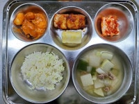 5월 17일 (금) 점심 급식사진 :: 급식 소식 :: 고양신일초등학교 고양신일초등학교 :: 급식 소식 :: 5월 17일 (금) 점심 급식사진