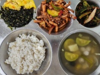 5월 17일 (금) 점심 급식사진 :: 급식소식 :: 조남중학교 조남중학교 :: 급식소식 :: 5월 17일 (금) 점심 급식사진