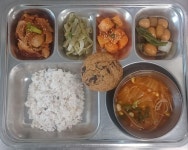 5월 20일 (월) 점심 급식사진 :: 급식 소식 :: 목상고등학교 목상고등학교 :: 급식 소식 :: 5월 20일 (월) 점심 급식사진