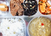 5월 30일 (목) 점심 급식사진 :: 급식소식 :: 샘말초등학교 샘말초등학교 :: 급식소식 :: 5월 30일 (목) 점심 급식사진