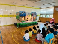 5월 인형극-몽이충이 구출작전 관람 :: 공지사항 :: 벌원초등학교 병설유치원 벌원초등학교 병설유치원 :: 공지사항 :: 5월 인형극-몽이충이... 