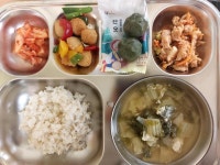 6월 10일 (월) 점심 급식사진 :: 급식 소식 :: 청곡초등학교 청곡초등학교 :: 급식 소식 :: 6월 10일 (월) 점심 급식사진