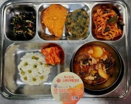 6월 13일 (목) 점심 급식사진 :: 급식 소식 :: 남일중학교 남일중학교 :: 급식 소식 :: 6월 13일 (목) 점심 급식사진