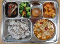 6월 13일 (목) 점심 급식사진 :: 급식 소식 :: 원곡고등학교 원곡고등학교 :: 급식 소식 :: 6월 13일 (목) 점심 급식사진