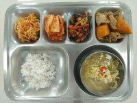 6월 17일 (월) 점심 급식사진 :: 급식 소식 :: 법성중학교 법성중학교 :: 급식 소식 :: 6월 17일 (월) 점심 급식사진
