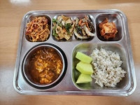 6월 17일 (월) 점심 급식사진 :: 급식 소식 :: 과역초등학교 과역초등학교 :: 급식 소식 :: 6월 17일 (월) 점심 급식사진