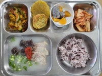 6월 18일 급식사진입니다. :: 급식 소식 :: 속초해랑중학교 속초해랑중학교 :: 급식 소식 :: 6월 18일 급식사진입니다.