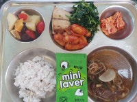 6월 18일 (화) 점심 급식사진 :: 급식 소식 :: 신선중학교 신선중학교 :: 급식 소식 :: 6월 18일 (화) 점심 급식사진