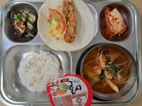 6월 20일 (목) 점심 급식사진 :: 급식 소식 :: 을숙도초등학교 을숙도초등학교 :: 급식 소식 :: 6월 20일 (목) 점심 급식사진