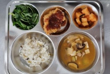 6월 20일 (목) 점심 급식사진 :: 급식 소식 :: 덕은초등학교 덕은초등학교 :: 급식 소식 :: 6월 20일 (목) 점심 급식사진