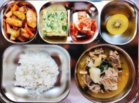 6월 21일 (금) 점심 급식사진 :: 급식 소식 :: 서울보라매초등학교 서울보라매초등학교 :: 급식 소식 :: 6월 21일 (금) 점심 급식사진