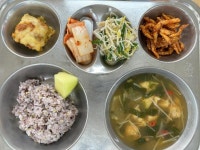 6월 21일 (금) 점심 급식사진 :: 급식소식 :: 초곡초등학교 초곡초등학교 :: 급식소식 :: 6월 21일 (금) 점심 급식사진