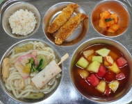 6월 26일 (수) 점심 급식사진 :: 급식 소식 :: 금모래초등학교 금모래초등학교 :: 급식 소식 :: 6월 26일 (수) 점심 급식사진