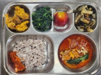 7월 4일 (목) 점심 급식사진 :: 급식 소식 :: 임당초등학교 임당초등학교 :: 급식 소식 :: 7월 4일 (목) 점심 급식사진