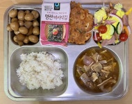 7월 1일 (월) 점심 급식사진 :: 급식 소식 :: 경북휴먼테크고등학교 경북휴먼테크고등학교 :: 급식 소식 :: 7월 1일 (월) 점심 급식사진