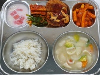 7월 9일 (화) 점심 급식사진 :: 급식 소식 :: 순천왕의중학교 순천왕의중학교 :: 급식 소식 :: 7월 9일 (화) 점심 급식사진