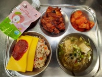 7월 10일 (수) 점심 급식사진 :: 급식소식 :: 경은학교 경은학교 :: 급식소식 :: 7월 10일 (수) 점심 급식사진