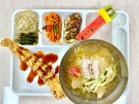 논산시 지역농산물과 함께하는 건강급식데이(수박) 운영 :: 급식 소식 :: 논산공업고등학교 논산공업고등학교 :: 급식 소식 :: 논산시 지역농산물과... 
