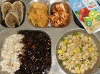 7월 24일 (수) 점심 급식사진 :: 급식 소식 :: 현촌초등학교 현촌초등학교 :: 급식 소식 :: 7월 24일 (수) 점심 급식사진