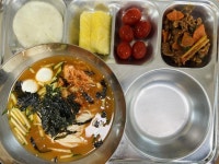 7월 25일 (목) 점심 급식사진 :: 급식 소식 :: 사남초등학교 사남초등학교 :: 급식 소식 :: 7월 25일 (목) 점심 급식사진