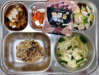 7월 26일 (금) 점심 급식사진 :: 급식 소식 :: 녹산초등학교 녹산초등학교 :: 급식 소식 :: 7월 26일 (금) 점심 급식사진